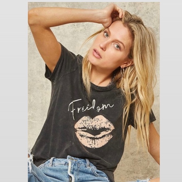 Tops - The “Freedom” Tee